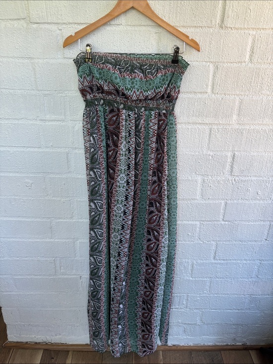 Karis Dresses & Skirts - Karis Boho Strapless Maxi Tube Top Dress in Green and Brown sz M
